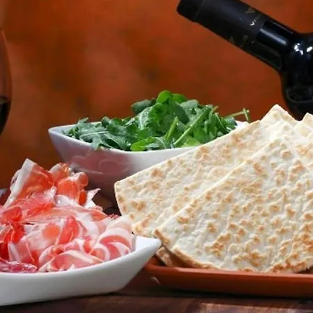 Alojamento de Acomodação e Pequeno-almoço Al N.10 *