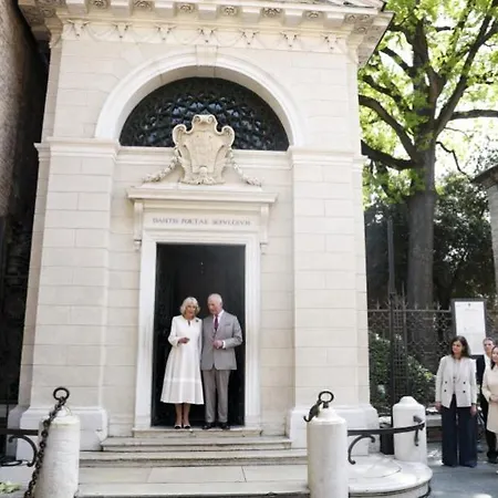 לינה וארוחת בוקר Al N.10